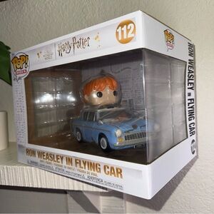 Funko Pop! Deluxe Rides: Harry Potter Ron Weasley In Flying Car #112 HP Figure
